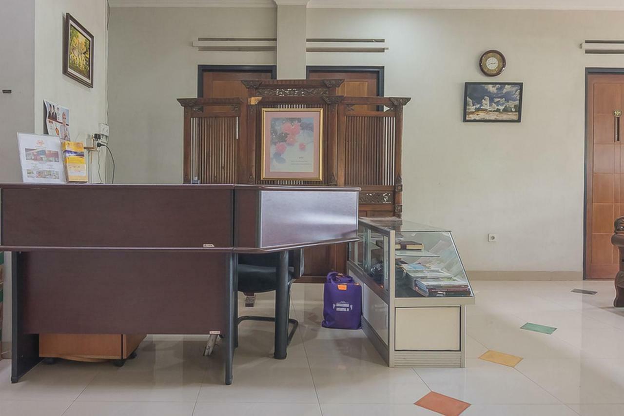 Reddoorz Syariah Near Krida Nusantara