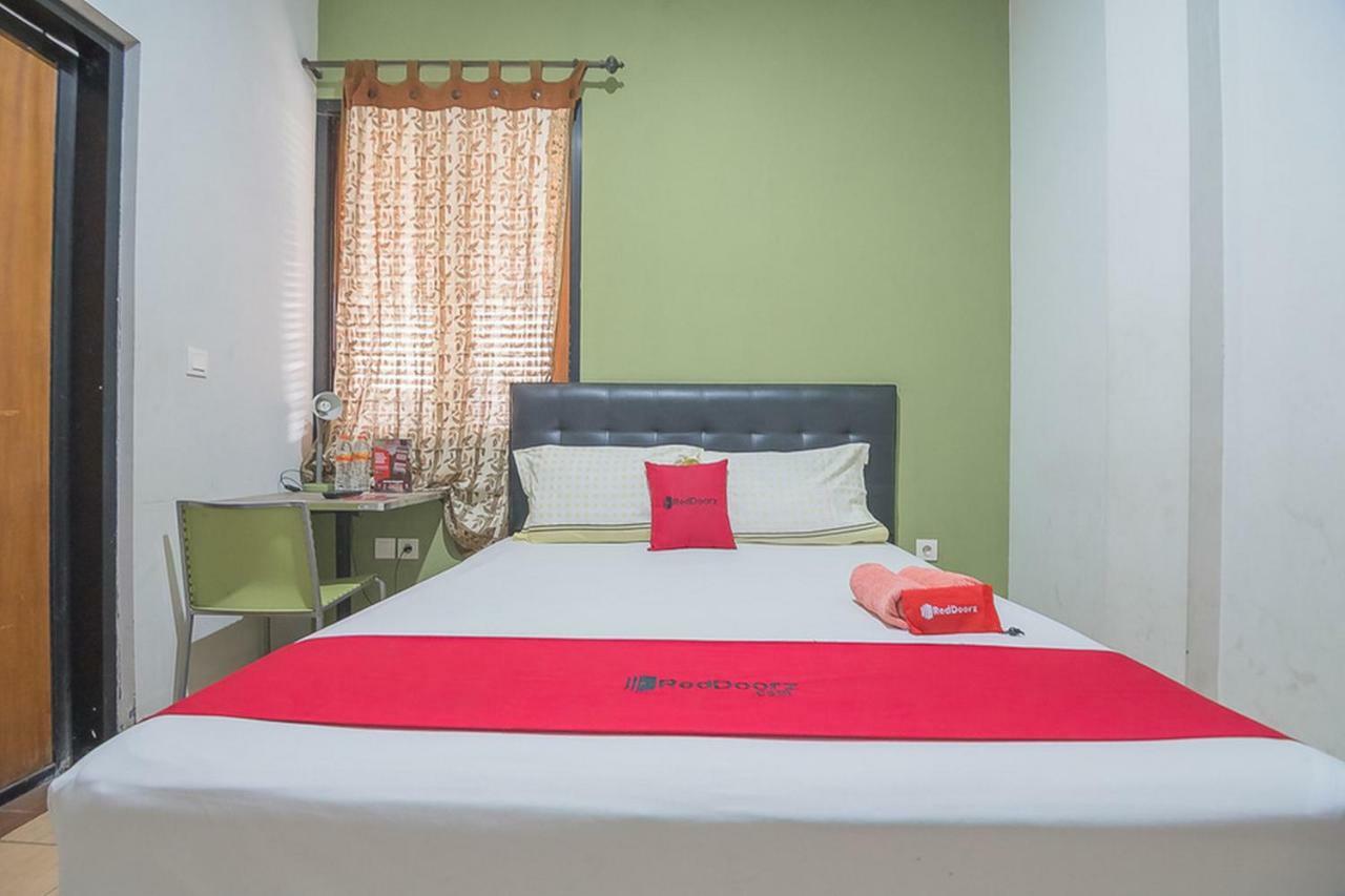 Reddoorz Syariah Near Krida Nusantara Wisma tamu